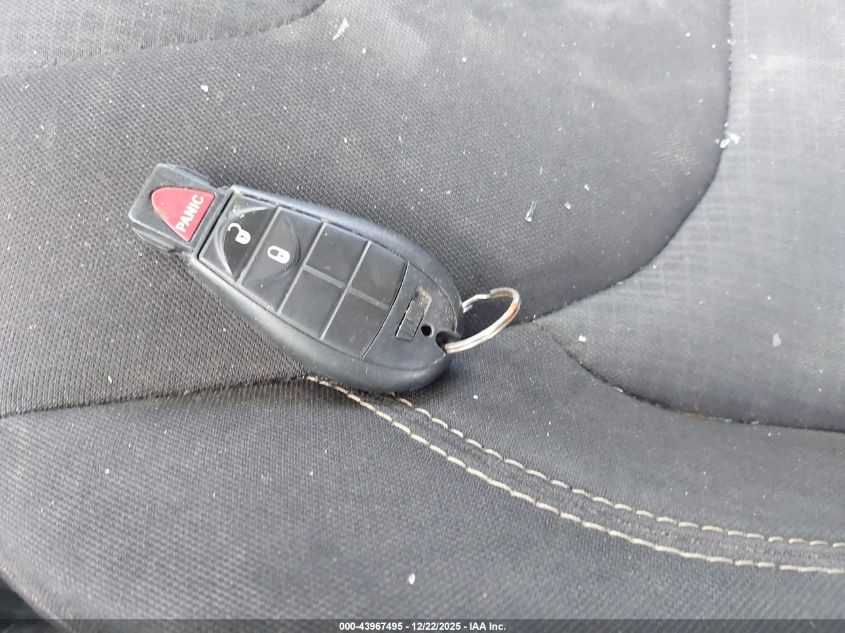 2015 Jeep Cherokee Latitude VIN: 1C4PJLCB4FW781525 Lot: 43967495