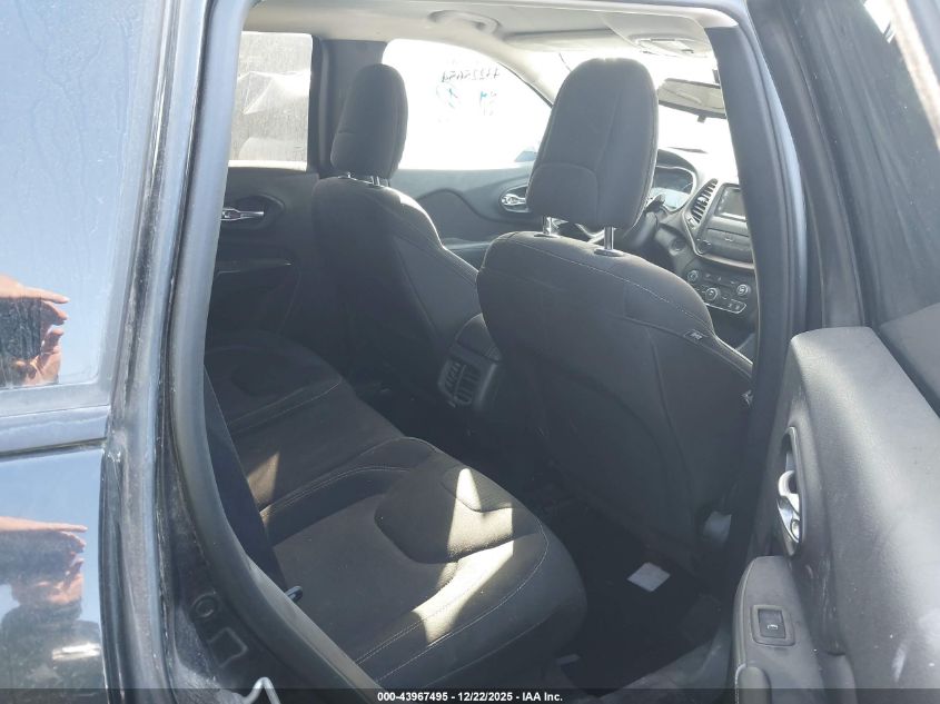 2015 Jeep Cherokee Latitude VIN: 1C4PJLCB4FW781525 Lot: 43967495