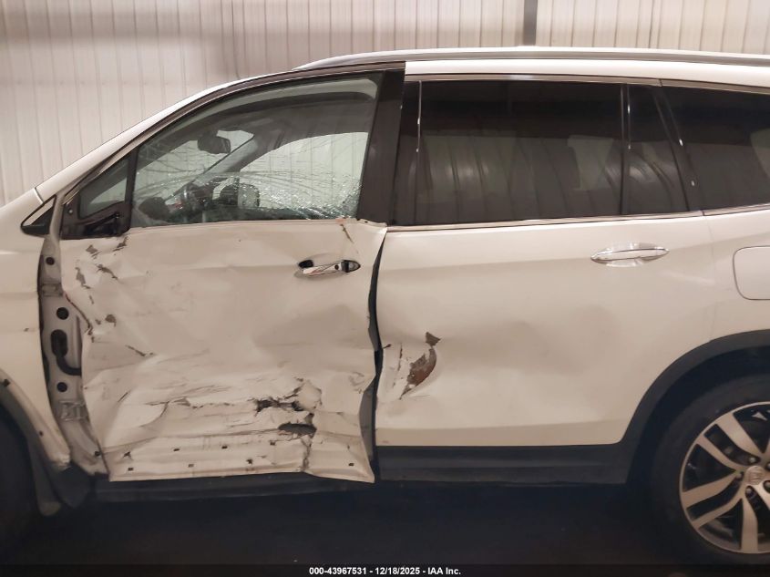 2017 Honda Pilot Touring VIN: 5FNYF6H97HB032867 Lot: 43967531