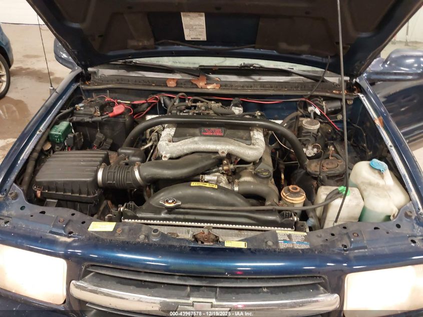 2003 Chevrolet Tracker Hard Top Lt VIN: 2CNBJ634036930088 Lot: 43967578