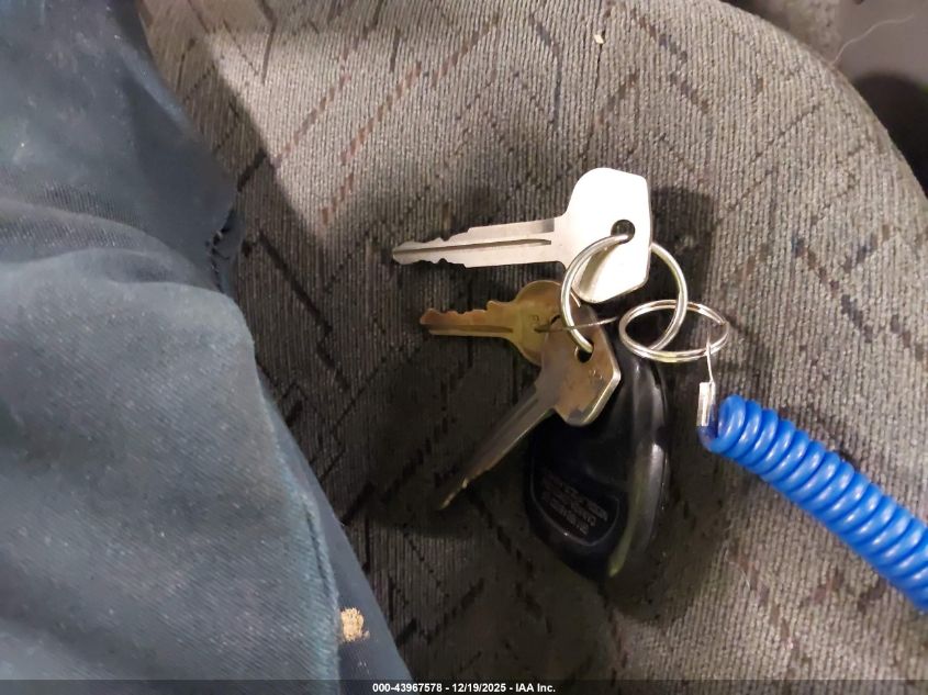 2003 Chevrolet Tracker Hard Top Lt VIN: 2CNBJ634036930088 Lot: 43967578