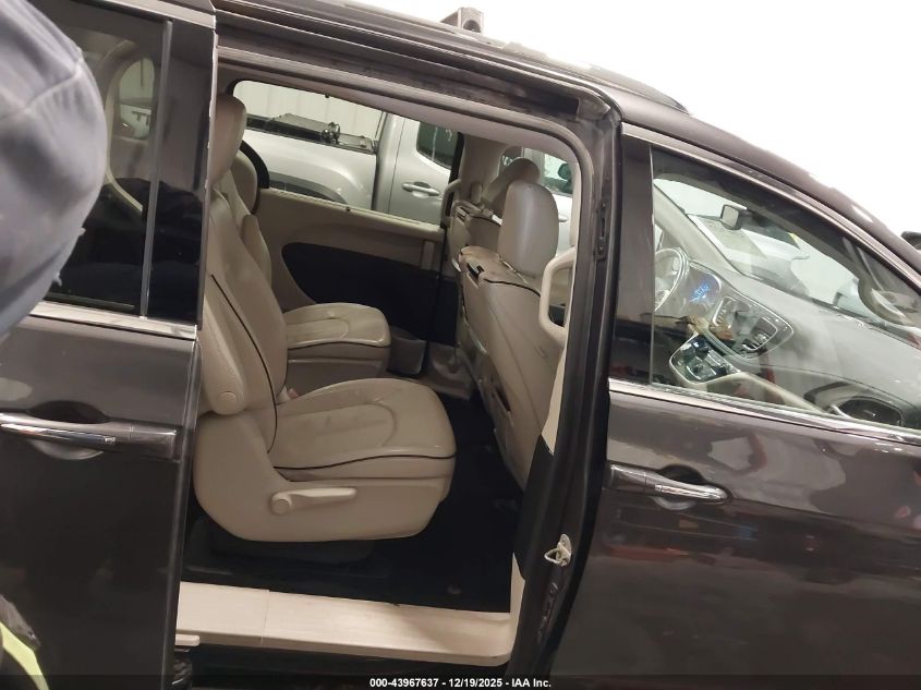 2018 Chrysler Pacifica Hybrid Limited VIN: 2C4RC1N72JR150161 Lot: 43967637