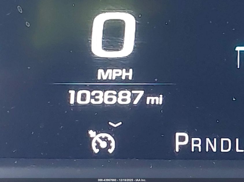 2018 Chevrolet Suburban Premier VIN: 1GNSCJKC3JR218645 Lot: 43967660