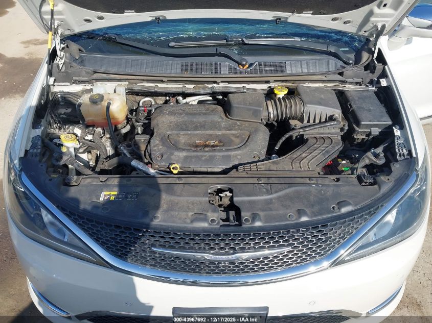 2017 Chrysler Pacifica Limited VIN: 2C4RC1GG7HR564690 Lot: 43967692