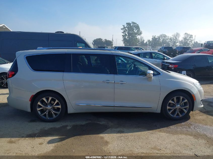 2017 Chrysler Pacifica Limited VIN: 2C4RC1GG7HR564690 Lot: 43967692