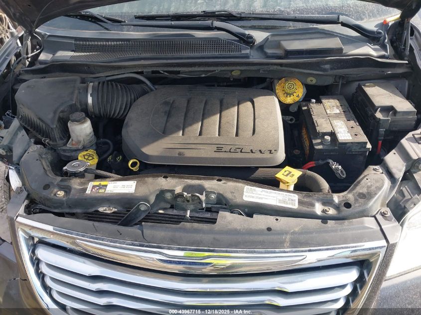 2016 Chrysler Town & Country Touring VIN: 2C4RC1BG8GR240198 Lot: 43967715