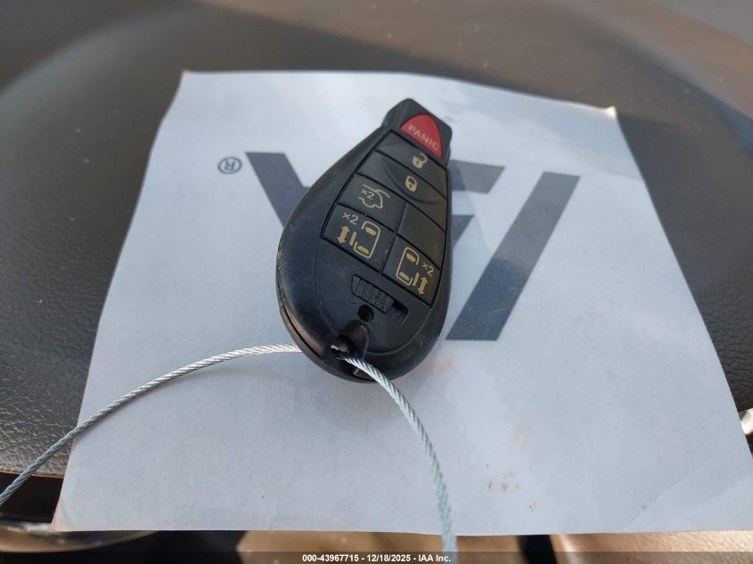 2016 Chrysler Town & Country Touring VIN: 2C4RC1BG8GR240198 Lot: 43967715