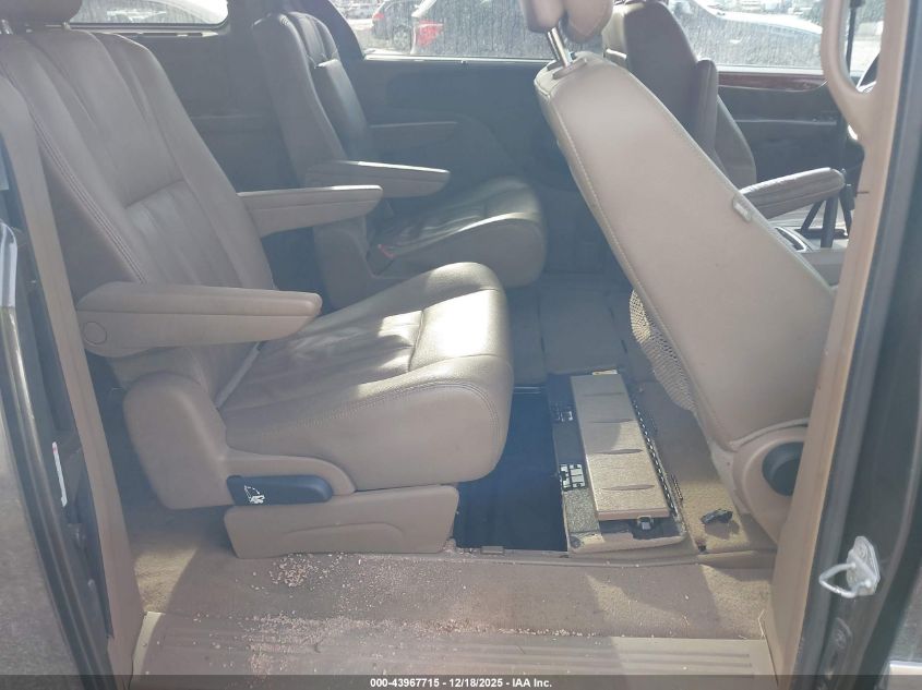 2016 Chrysler Town & Country Touring VIN: 2C4RC1BG8GR240198 Lot: 43967715