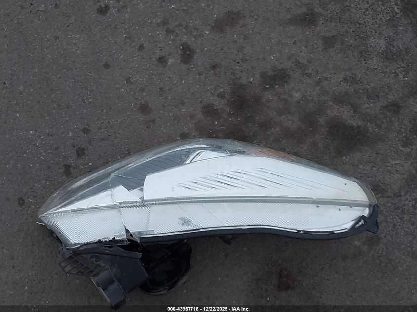 2017 Ford Escape Titanium VIN: 1FMCU0J99HUC24916 Lot: 43967718