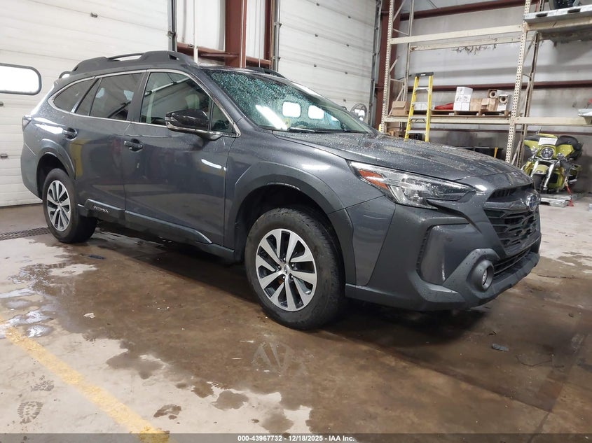 2023 Subaru Outback Premium