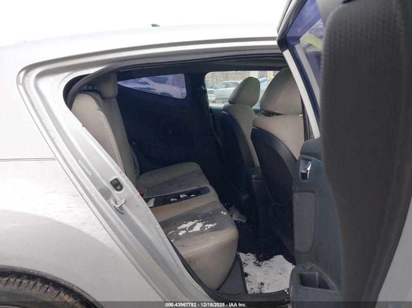 2012 Hyundai Veloster Base W/Gray VIN: KMHTC6AD8CU072811 Lot: 43967782