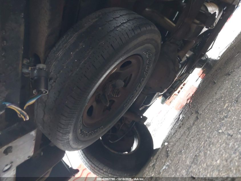 2003 Chevrolet Silverado 1500 Ls VIN: 2GCEC19T031265767 Lot: 43967798