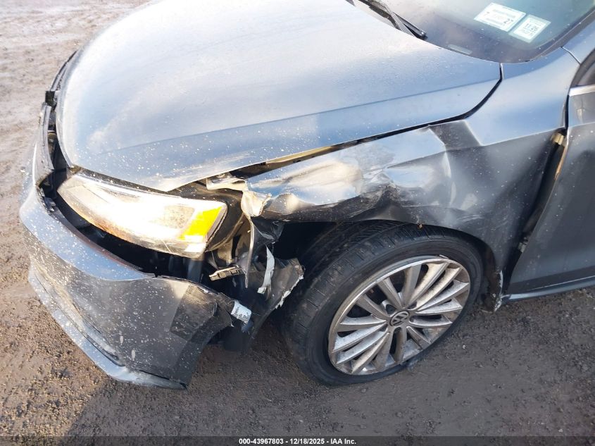 2015 Volkswagen Jetta 1.8T Se VIN: 3VWD17AJ1FM250090 Lot: 43967803