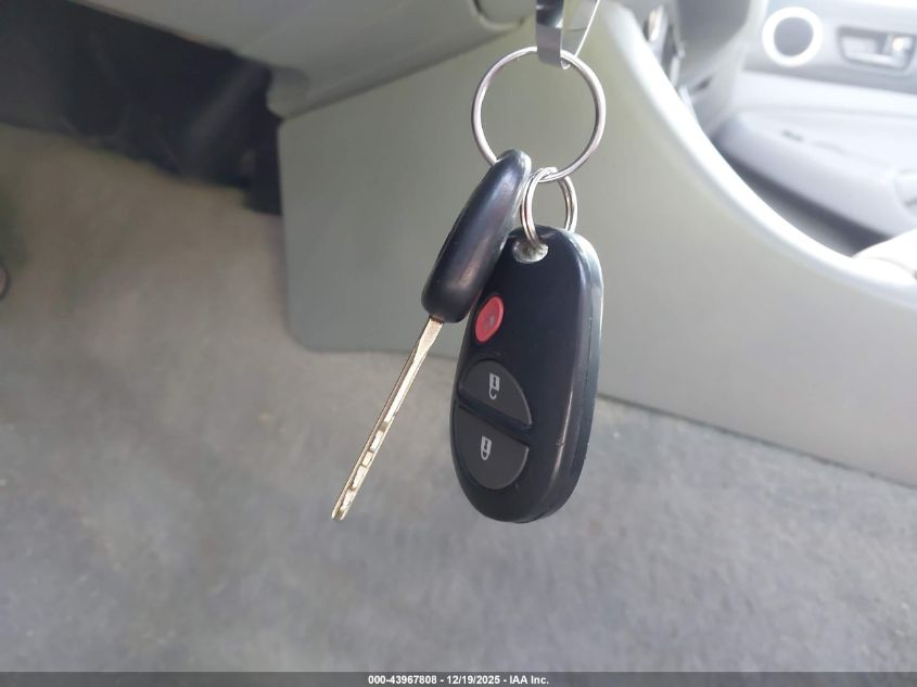 2011 Toyota Tacoma Prerunner V6 VIN: 3TMJU4GN6BM123108 Lot: 43967808