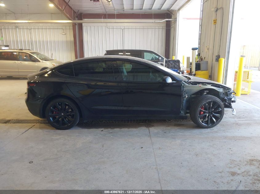 2018 Tesla Model 3 Long Range/Performance VIN: 5YJ3E1EBXJF071689 Lot: 43967821