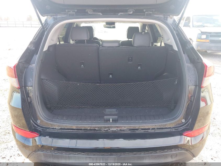 2017 Hyundai Tucson Se Plus VIN: KM8J33A42HU524751 Lot: 43967823