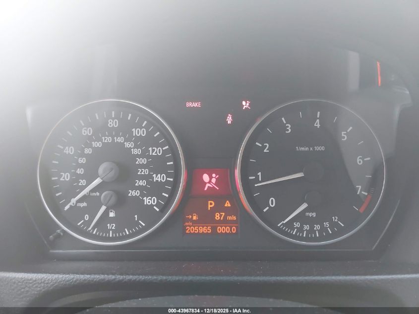 2006 BMW 325I VIN: WBAVB13556KX63610 Lot: 43967834