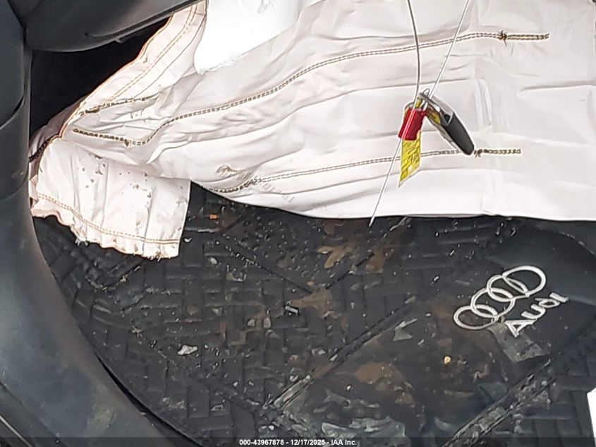 2017 Audi A4 2.0T Season Of Audi Premium VIN: WAUDNAF44HN053427 Lot: 43967878