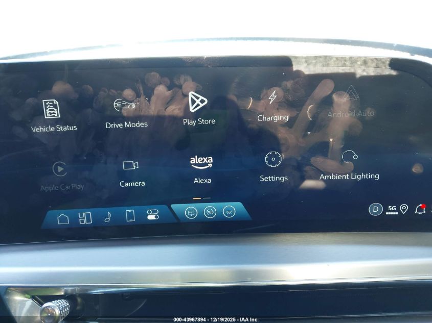 2025 Cadillac Lyriq Luxury 1 Rwd VIN: 1GYKPNRL8SZ302028 Lot: 43967894