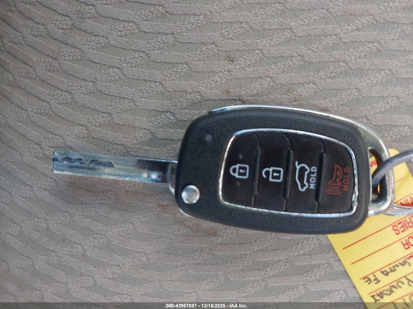 2017 Hyundai Santa Fe Sport 2.4L VIN: 5XYZTDLB8HG466087 Lot: 43967897