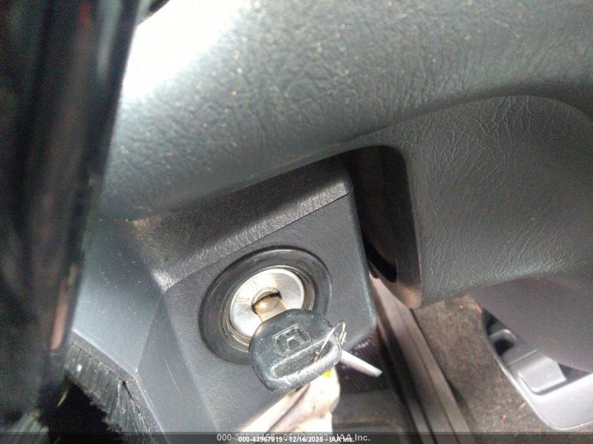 1999 Honda Cr-V Lx VIN: JHLRD1840XC063149 Lot: 43967919