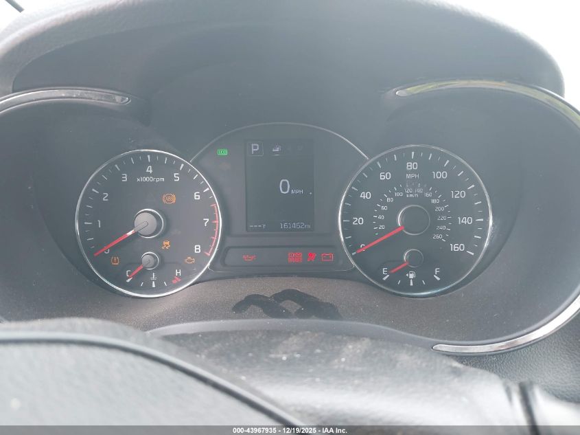 2017 Kia Forte Ex VIN: 3KPFN4A8XHE104912 Lot: 43967935