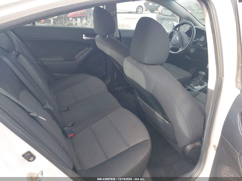 2017 Kia Forte Ex VIN: 3KPFN4A8XHE104912 Lot: 43967935