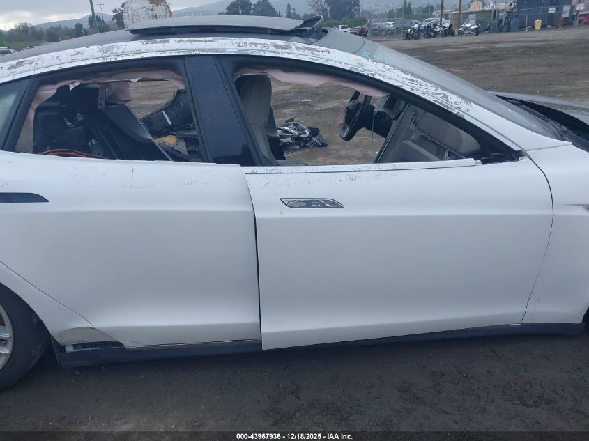 2015 Tesla Model S 85D/P85D VIN: 5YJSA1E40FF110998 Lot: 43967936