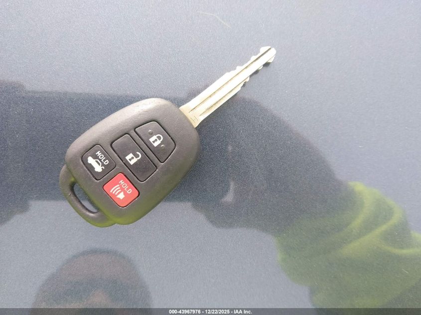 2016 Toyota Corolla Le VIN: 5YFBURHEXGP374228 Lot: 43967976