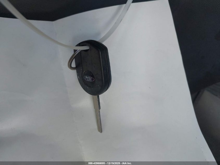 2016 Ford Transit-150 VIN: 1FTYE1YM4GKA21305 Lot: 43968005