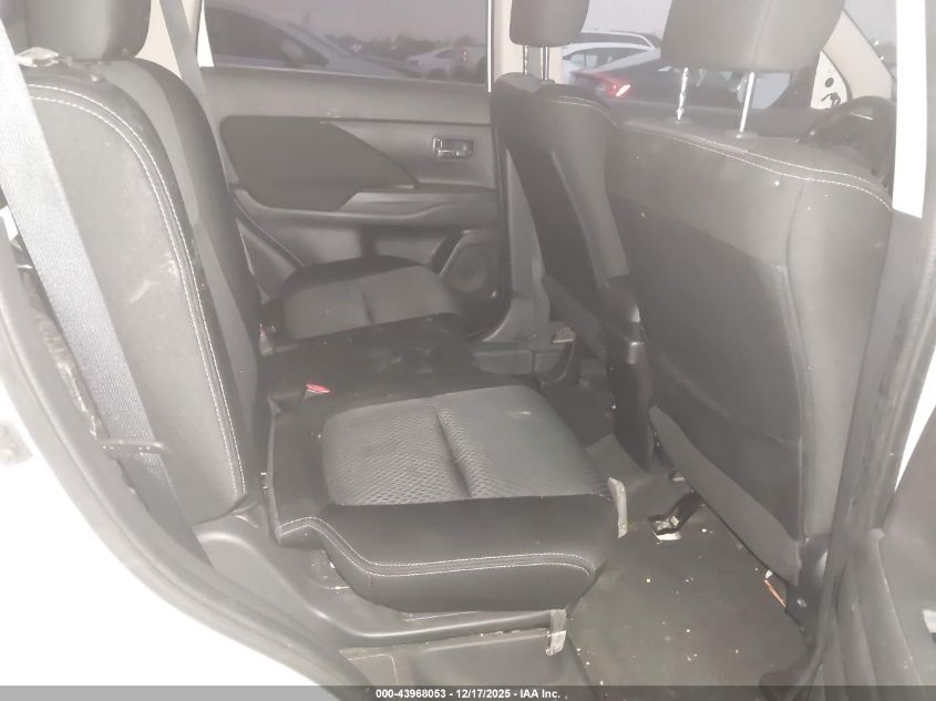 2016 Mitsubishi Outlander Se VIN: JA4AZ3A31GZ040124 Lot: 43968053