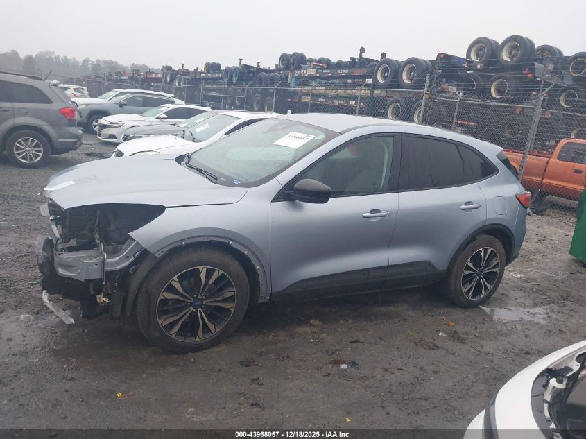 2022 Ford Escape Se VIN: 1FMCU0G60NUA87017 Lot: 43968057