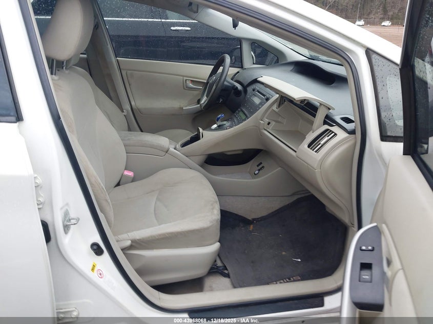 2011 Toyota Prius Two