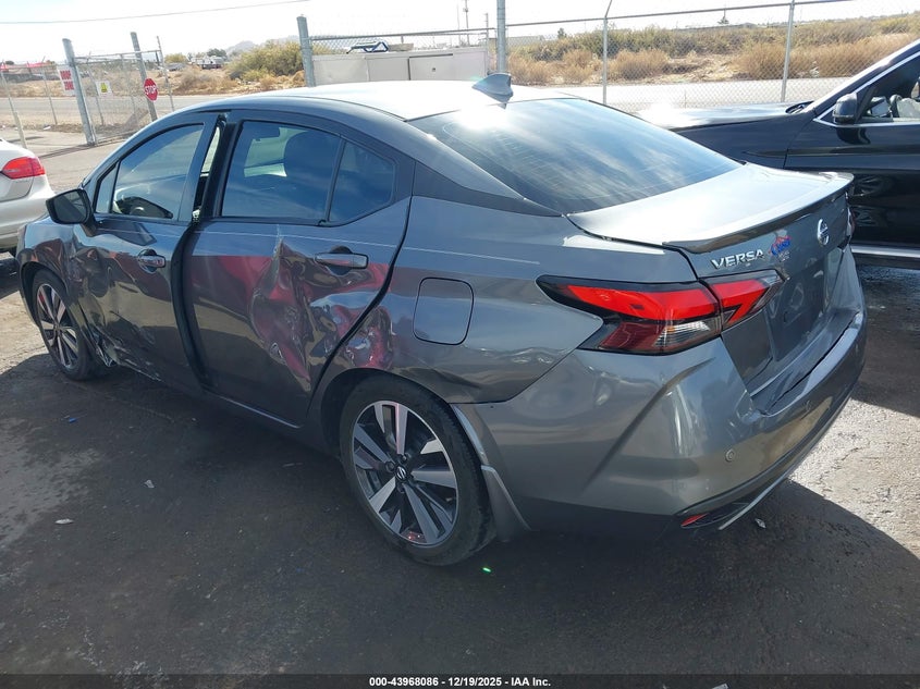 2021 Nissan Versa Sr Xtronic Cvt