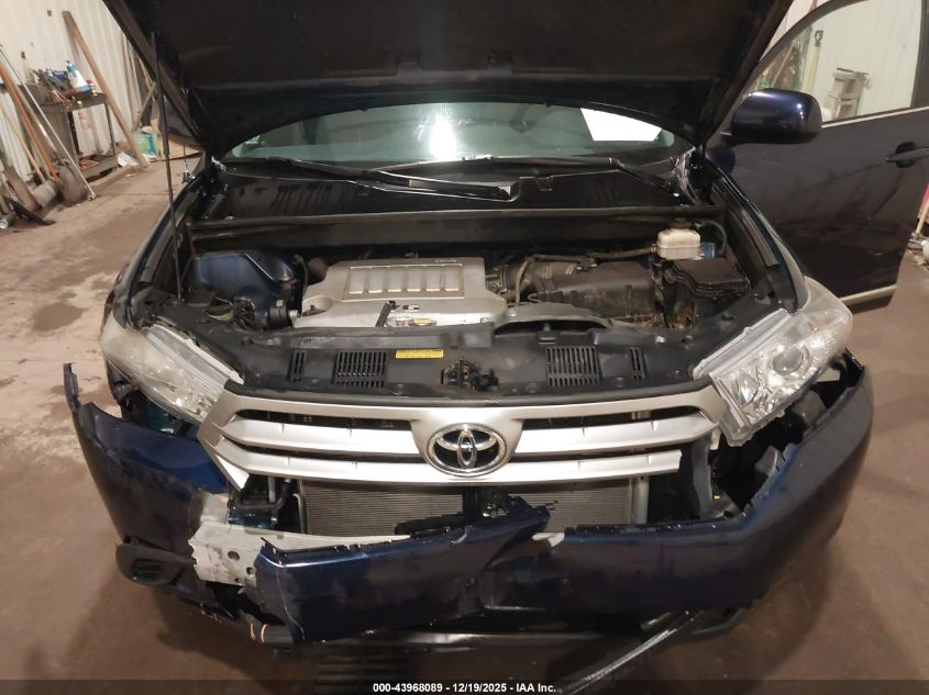 2011 Toyota Highlander Base V6 VIN: 5TDBK3EH6BS069827 Lot: 43968089