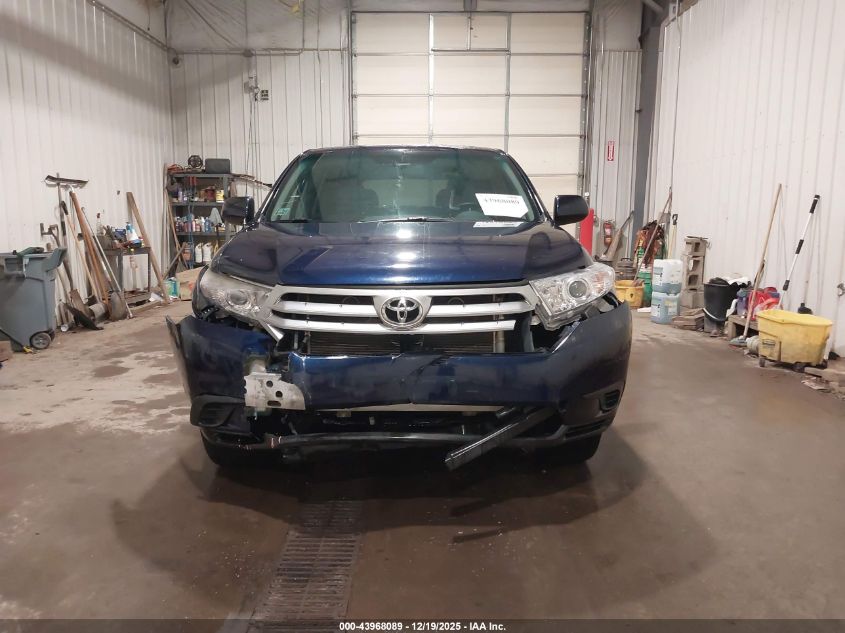 2011 Toyota Highlander Base V6 VIN: 5TDBK3EH6BS069827 Lot: 43968089