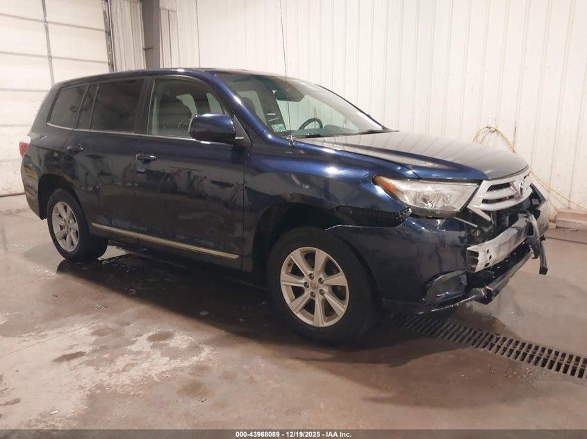 2011 Toyota Highlander Base V6