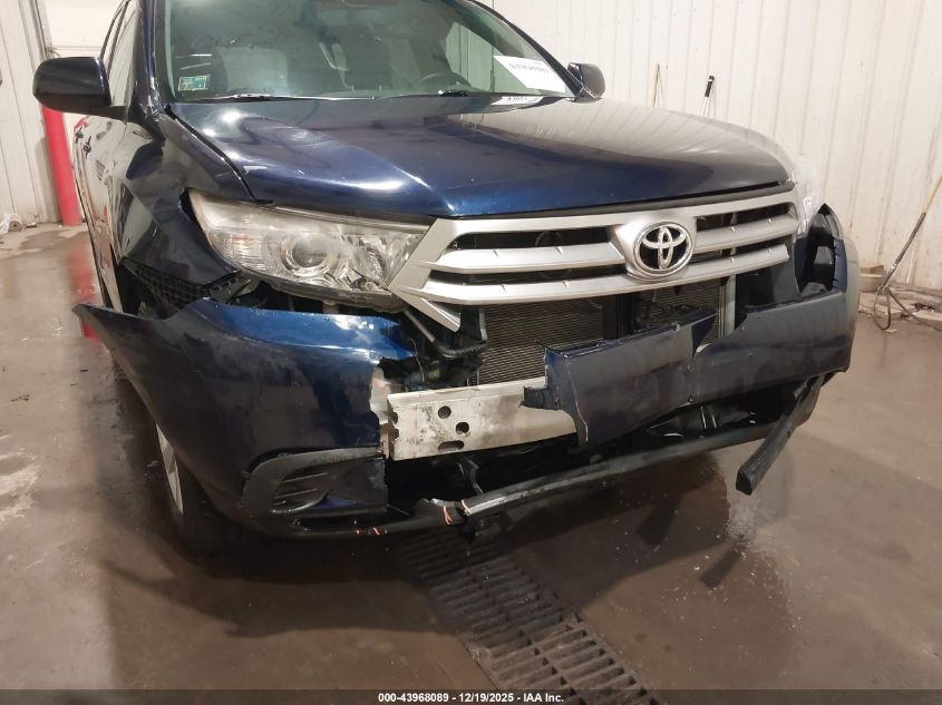 2011 Toyota Highlander Base V6 VIN: 5TDBK3EH6BS069827 Lot: 43968089