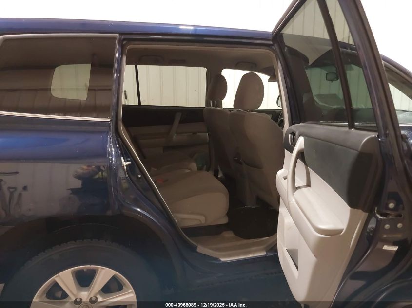 2011 Toyota Highlander Base V6 VIN: 5TDBK3EH6BS069827 Lot: 43968089