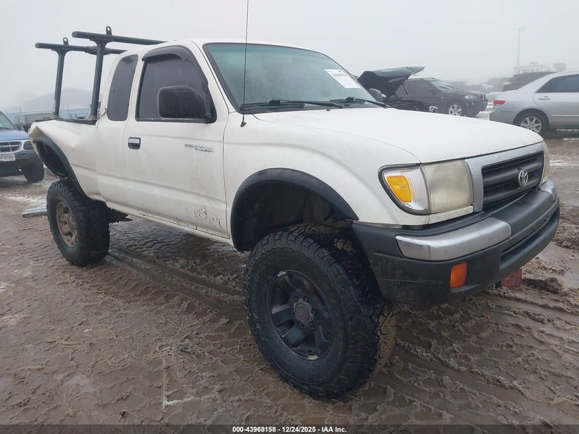 2000 Toyota Tacoma Base V6