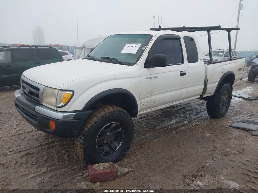 2000 Toyota Tacoma Base V6