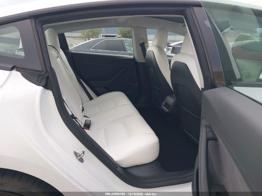 2022 Tesla Model 3 Long Range Dual Motor All-Wheel Drive VIN: 5YJ3E1EB1NF310245 Lot: 43968169