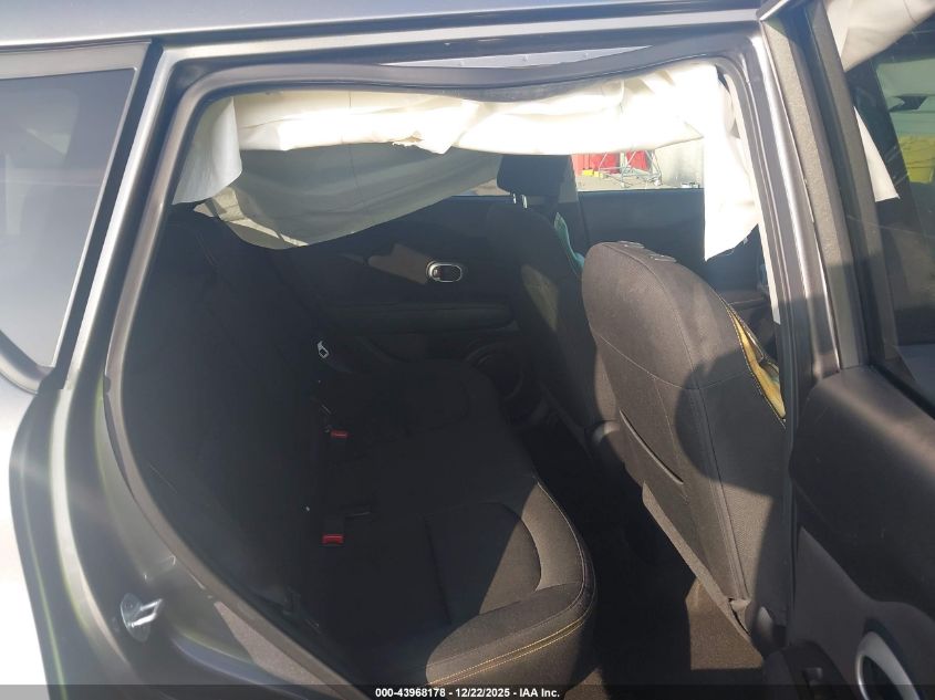 2016 Kia Soul + VIN: KNDJP3A57G7268928 Lot: 43968178