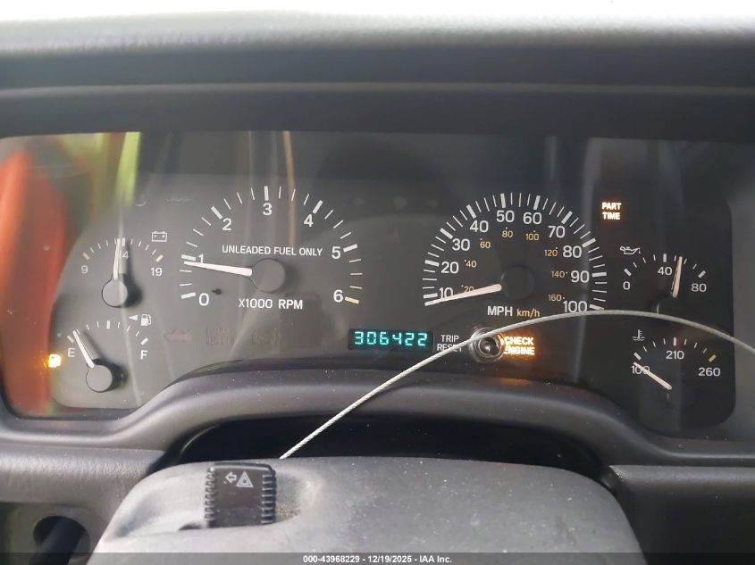 1999 Jeep Cherokee Classic/Sport VIN: 1J4FF68S5XL503575 Lot: 43968229