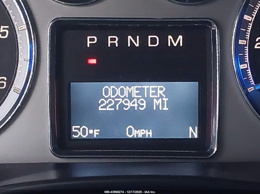 2011 Cadillac Escalade Premium VIN: 1GYS3CEF2BR137917 Lot: 43968274