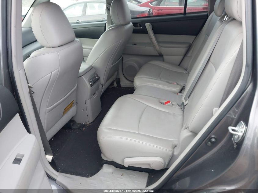 2012 Toyota Highlander Se V6 VIN: 5TDBK3EH2CS142967 Lot: 43968277