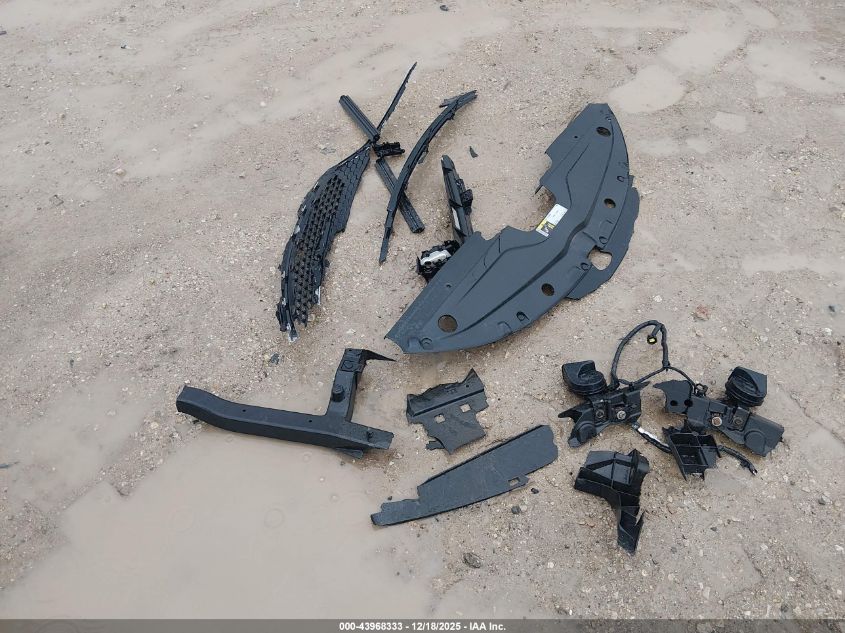 2015 Chrysler 200 Limited VIN: 1C3CCCAB1FN608325 Lot: 43968333