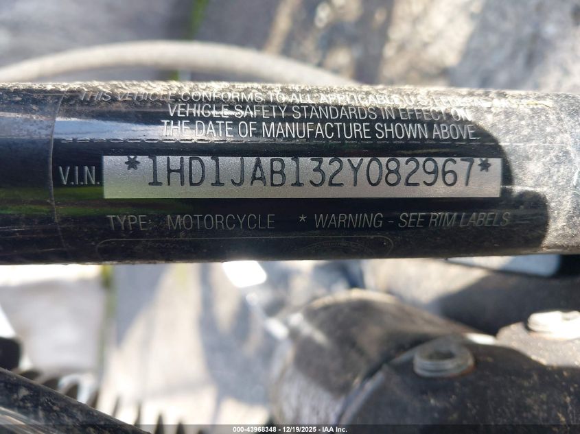 2002 Harley-Davidson Fxstbi VIN: 1HD1JAB132Y082967 Lot: 43968348