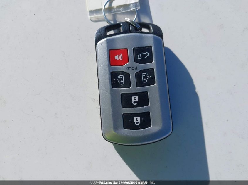 2019 Toyota Sienna Xle 8 Passenger VIN: 5TDYZ3DC2KS987392 Lot: 43968349