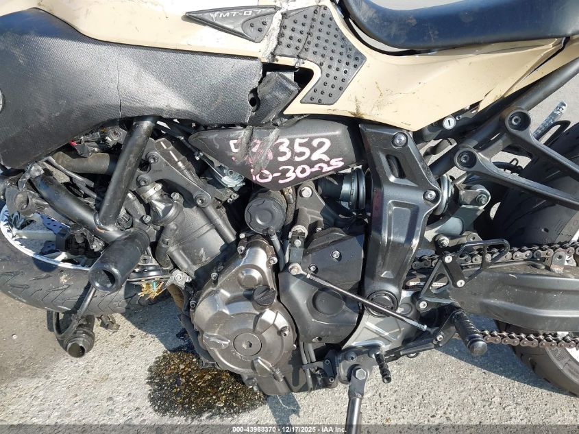 2017 Yamaha Fz07 C VIN: JYARM06Y6HA003950 Lot: 43968370